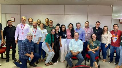 A Prefeitura de Assú, através da Secretaria de Saúde, esteve presente nesta quinta (24) no Banco do Nordeste para discutir a importância da saúde mental no ambiente de trabalho