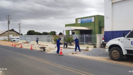 A Prefeitura do Assú também está melhorando as condições de acesso e acessibilidade à UBS José Dinarte Soares (2)