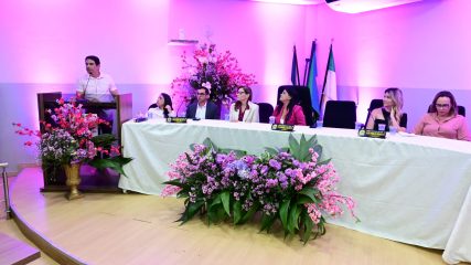 A Prefeitura do Assú também esteve presente, nesta sexta-feira (12) Dia Internacional da Mulher, em evento promovido pela Câmara Municipal