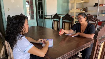 A secretária de Cultura do Assú, Yamara Santos, recebeu hoje na Casa de Cultura, representante do ELI - Ecossistema Local de Inovação do Vale do Açu e Cabugi (1)