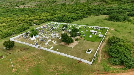 Cemitério do Bela Vista Piató ganha nova iluminação de led através de energia fotovoltáica (7)