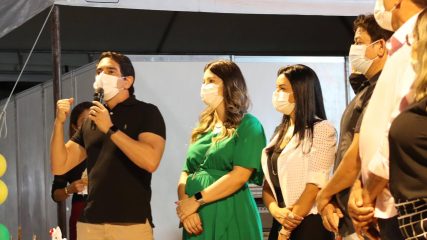 Iniciada Feira Natalina na Terra da Poesia (4)