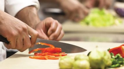 Inscrições dos cursos da Prefeitura para os ramos alimentícios e de bebidas acontecem até quinta-feira (12)