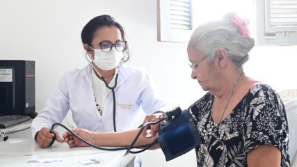 MEDICOS (7)