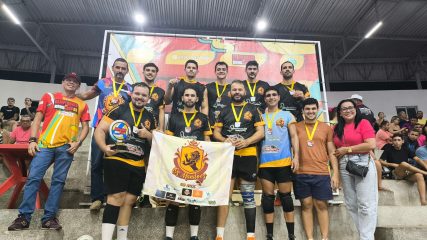 Os Mandões