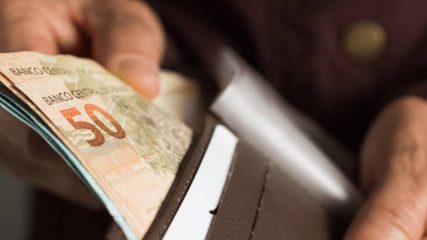 Prefeitura do Assú paga salários dos servidores públicos nesta quinta-feira (30)