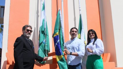 Prefeitura do Assú realiza hasteamento da bandeira em homenagem à Independência do Brasil (2)