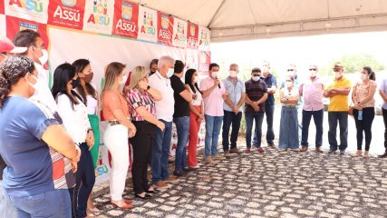 Prefeitura inaugura quadra de esportes e ruas pavimentadas na Mutamba (3)