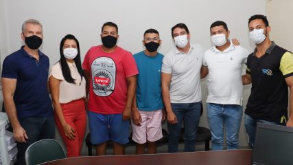 Prefeitura recebe atletas de Wheelling Estilo Livre para discutir prática do esporte em Assú