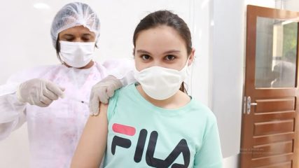 Vacinação contra covid-19 atende público a partir de 12 anos de idade em Assú (5)