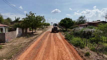 ações de infraestrutura e melhoramento de vias da zona rural do Assú (1)