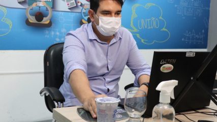 debate com SINDVAREJO