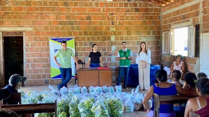 entrega de cestas de alimentos do Programa de Aquisição de Alimentos (3)