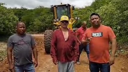 recuperação de estradas da zona rural após as chuvas está acontecendo na nossa cidade